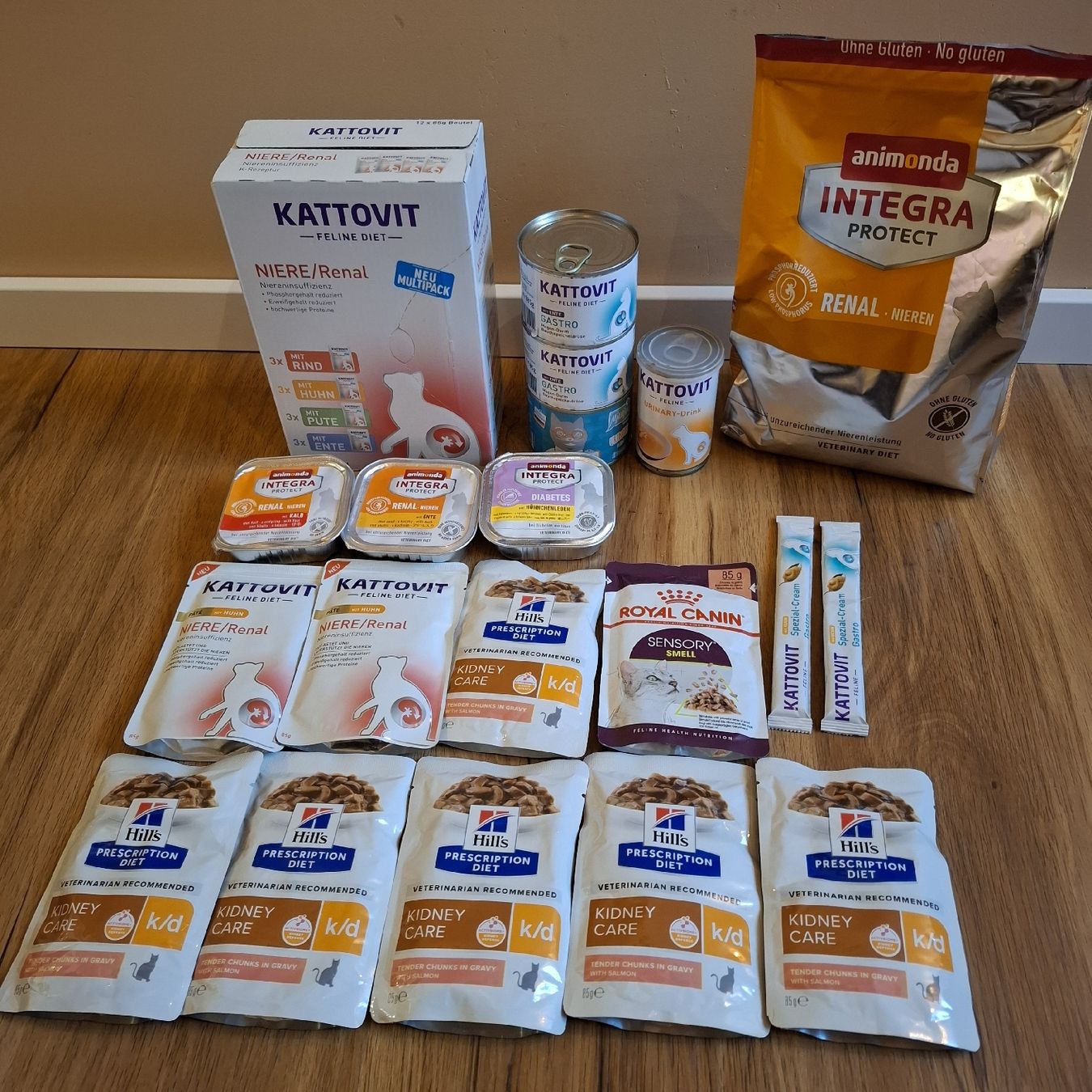 Nourriture: Grosses Nierendiätfutterpacket  – Neuf avec emballage d'origine à Ettenhausen TG par Gismolio