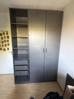 Kleiderschrank grau in gutem Zustand