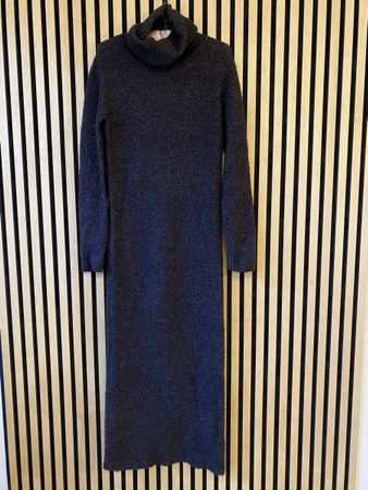 Strickkleid, Gr. S, Rollkragen, Warm für Winter!