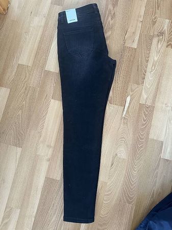Neue Taifun Hose ungetragen Grösse 38