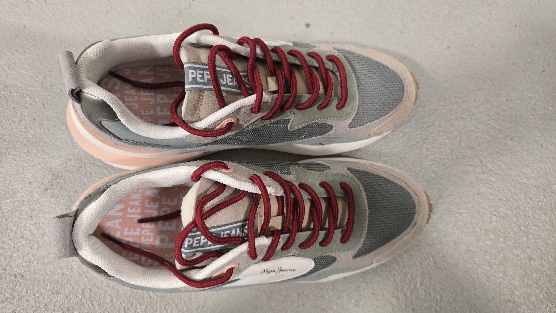 Damenschuhe: Sneakers von PepeJeans – Neu (gemäss Beschreibung) aus Besenbüren von desireebuetler 1