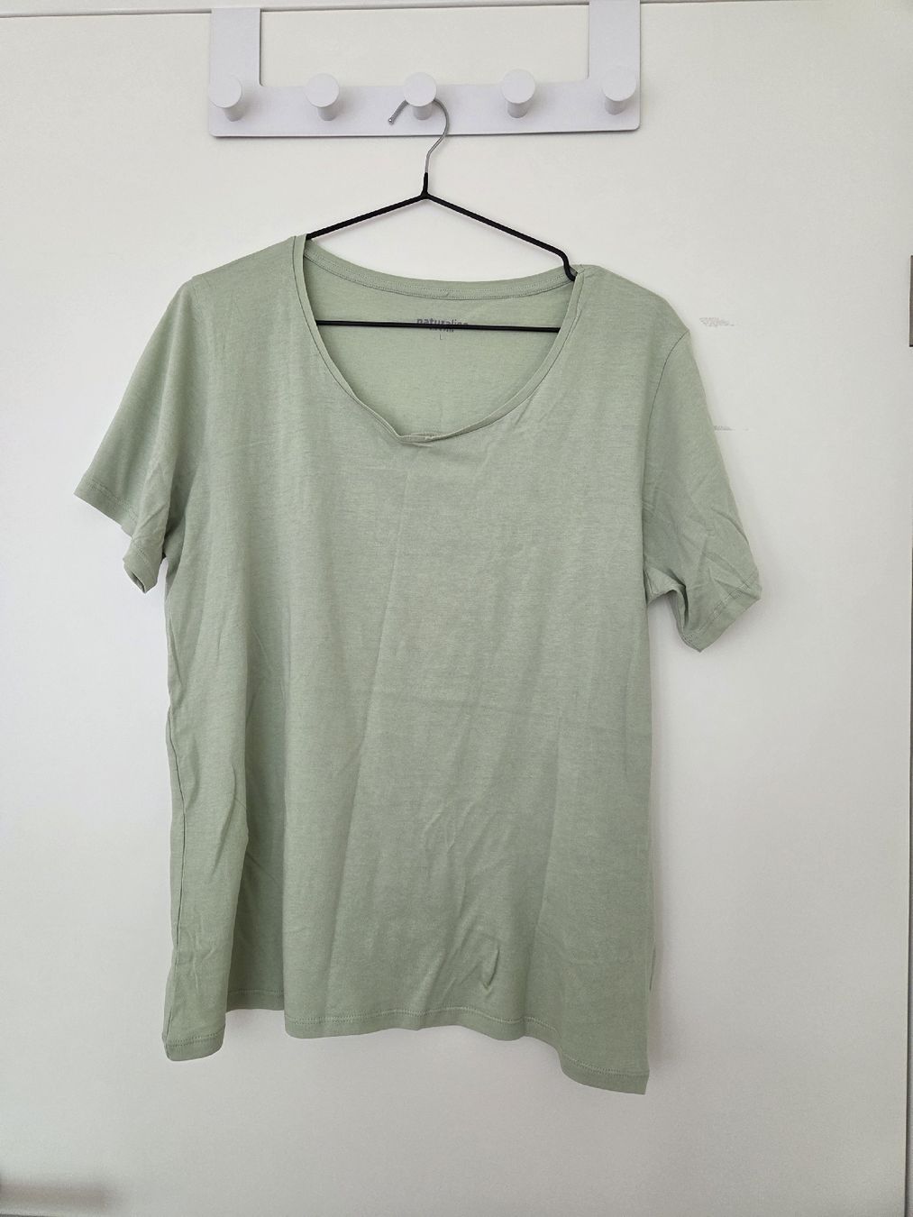 T-shirt: Basic Shirt L – Nuovo (secondo la descrizione) da Zürich venduto da LeCaZh