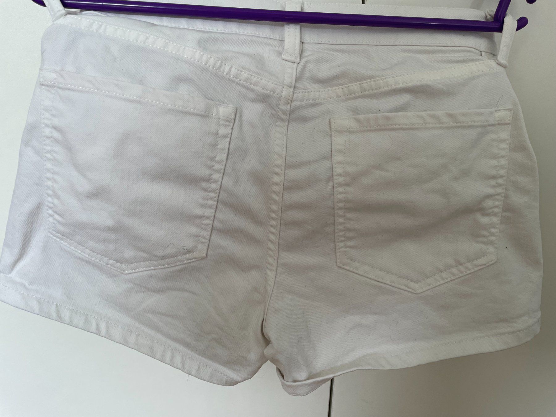 Banana Republic Hosen: Short taille basse Banana Republic – Gebraucht aus Petit Lancy von gil_hr6v 6