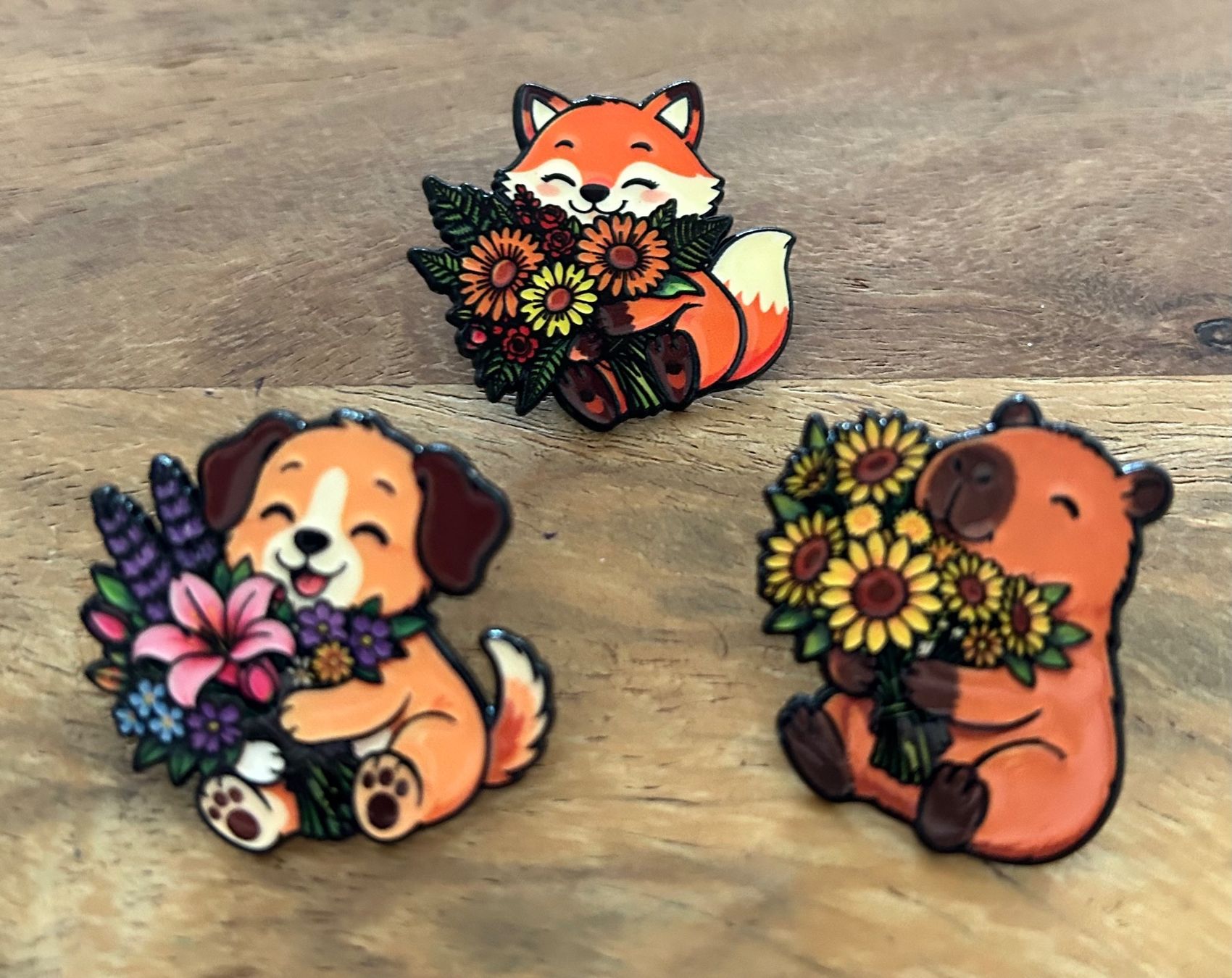 Placchette & Badge: Set 3x Pin Fuchs / Hund / Capybara – Nuovo e nell'imballaggio originale da Geneve venduto da vane267
