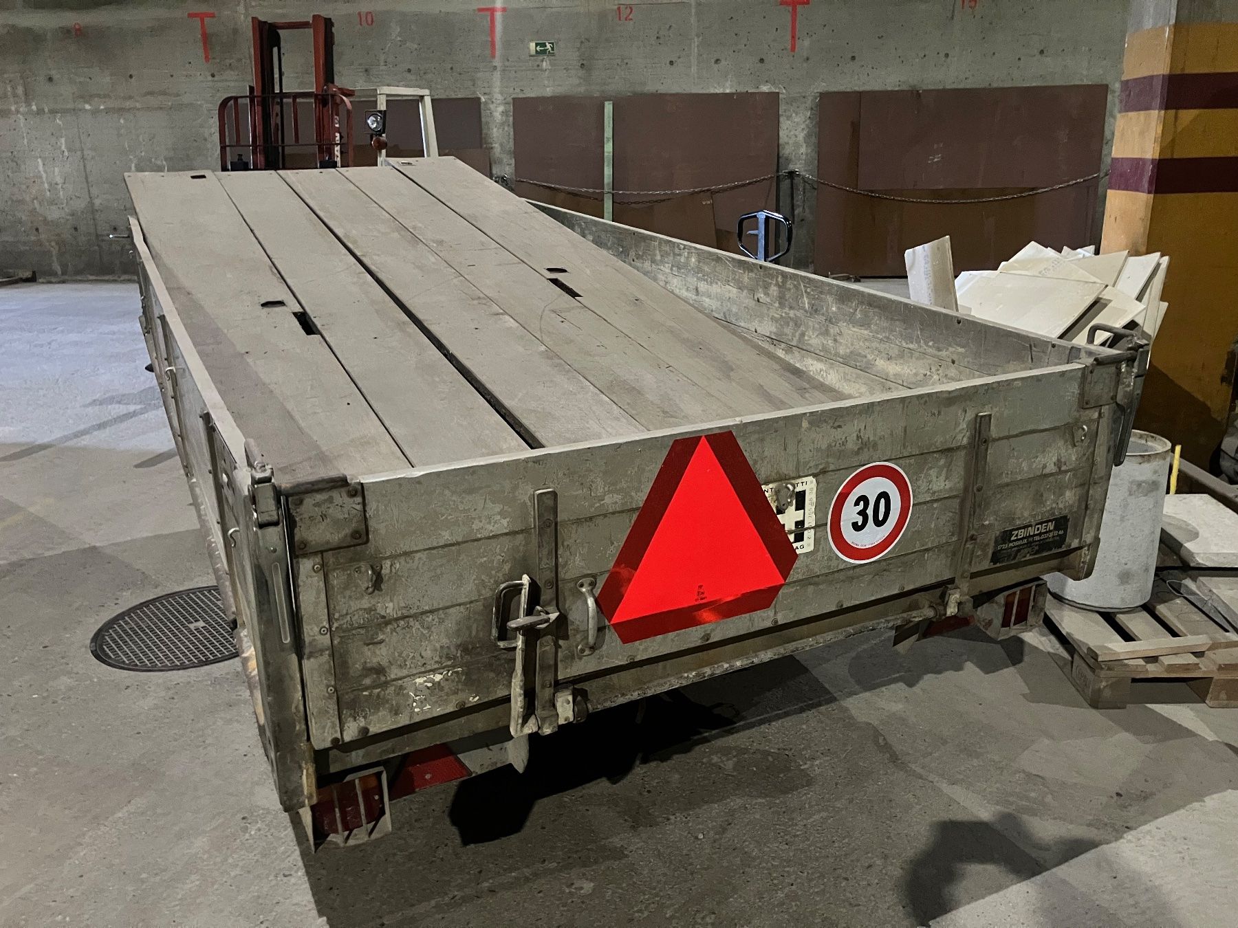 Autoribaltabili: Kipper Zbinden-Sensa Typ 6000BX – Usato da Dürrenroth venduto da simigxx 1