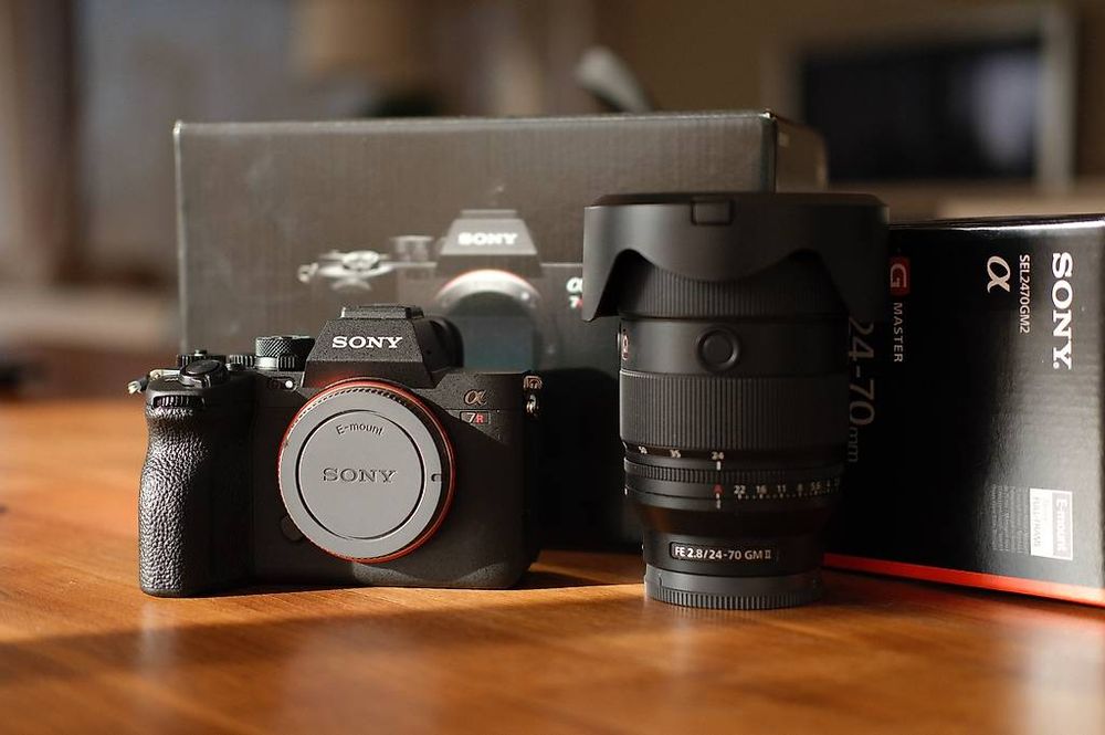 Sony A7rV + Sony Fe 24 - 70 GM II (Gebraucht) in für CHF 3499 – nur ...