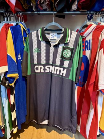 Rare Celtic Glasgow 1994-96 Away Umbro Jersey (size XL)