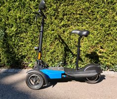 3 Rad Elektro-Scooter "Scoody Slim 3" blau