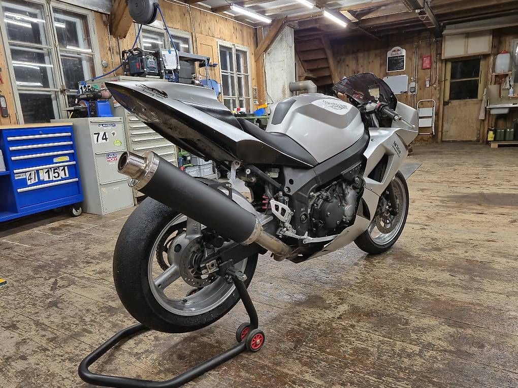 Triumph Sonstige: Triumph Daytona 600 2004 – Gebraucht aus Sonvilier von delex46 3