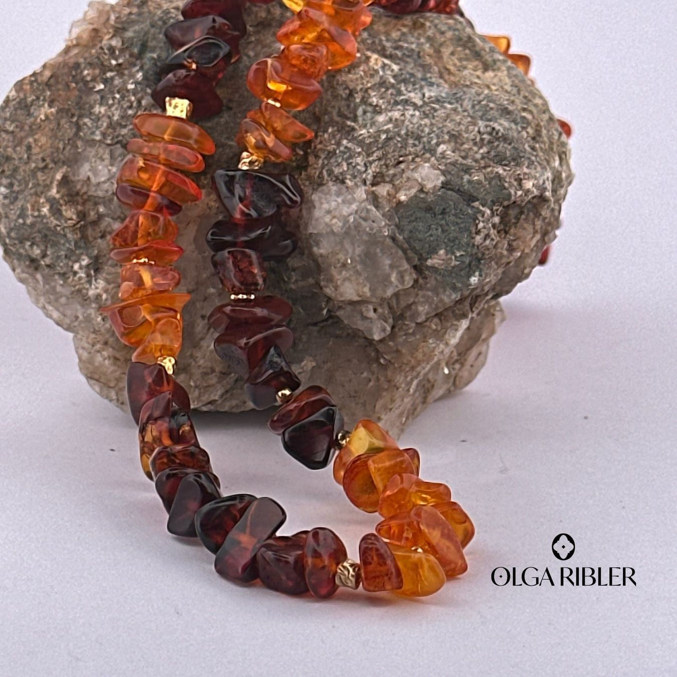 Olga Ribler Catenine: Bernstein Unikate Collier by Olga Ribler – Nuovo (secondo la descrizione) da Luzern venduto da Schmuckoutlet