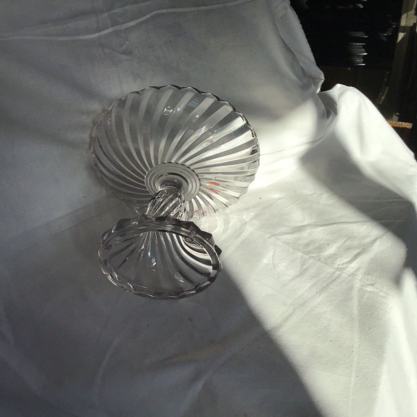 Bicchieri: Antike Glas Fussschale – Usato da St. Gallen venduto da Goldlilly 1