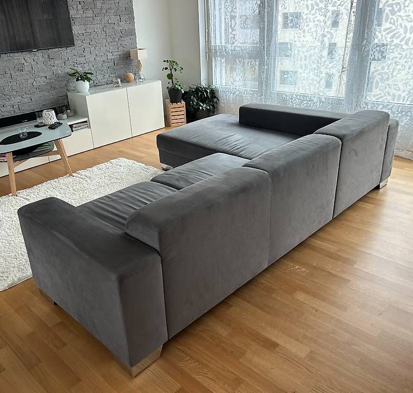 Livique Sofas: Sofa mit Liegefläche - Microfaserstoff (Alcantara) – Gebraucht aus Cham von Aimar7 2