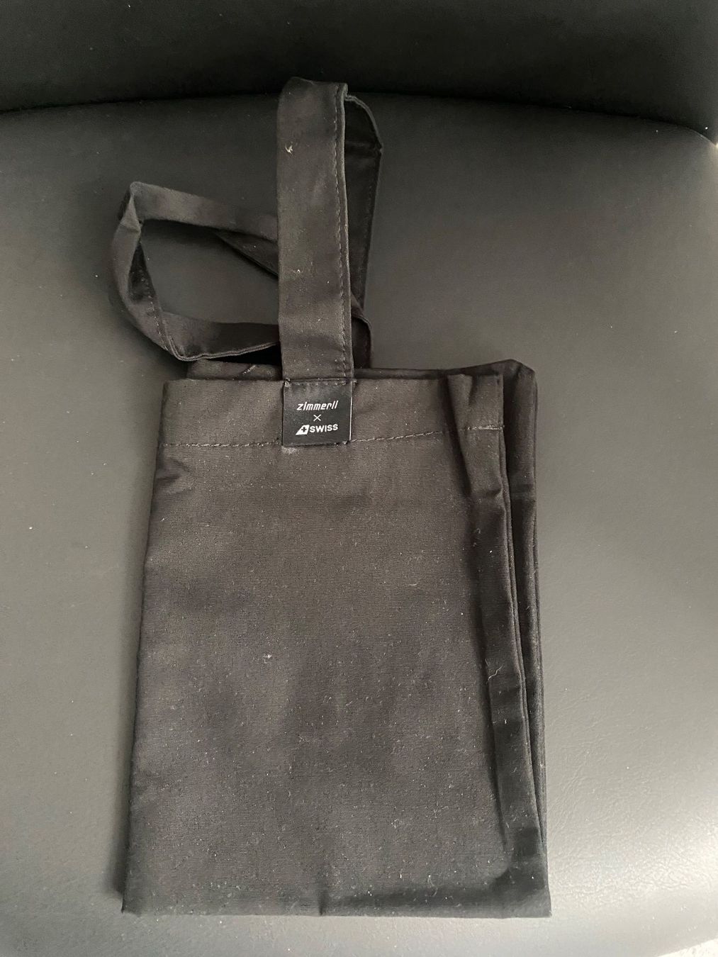 Swiss Borse: **NEU** Swiss First Class Zimmerli Beutel – Nuovo (secondo la descrizione) da Rafz venduto da DOMBEC 1