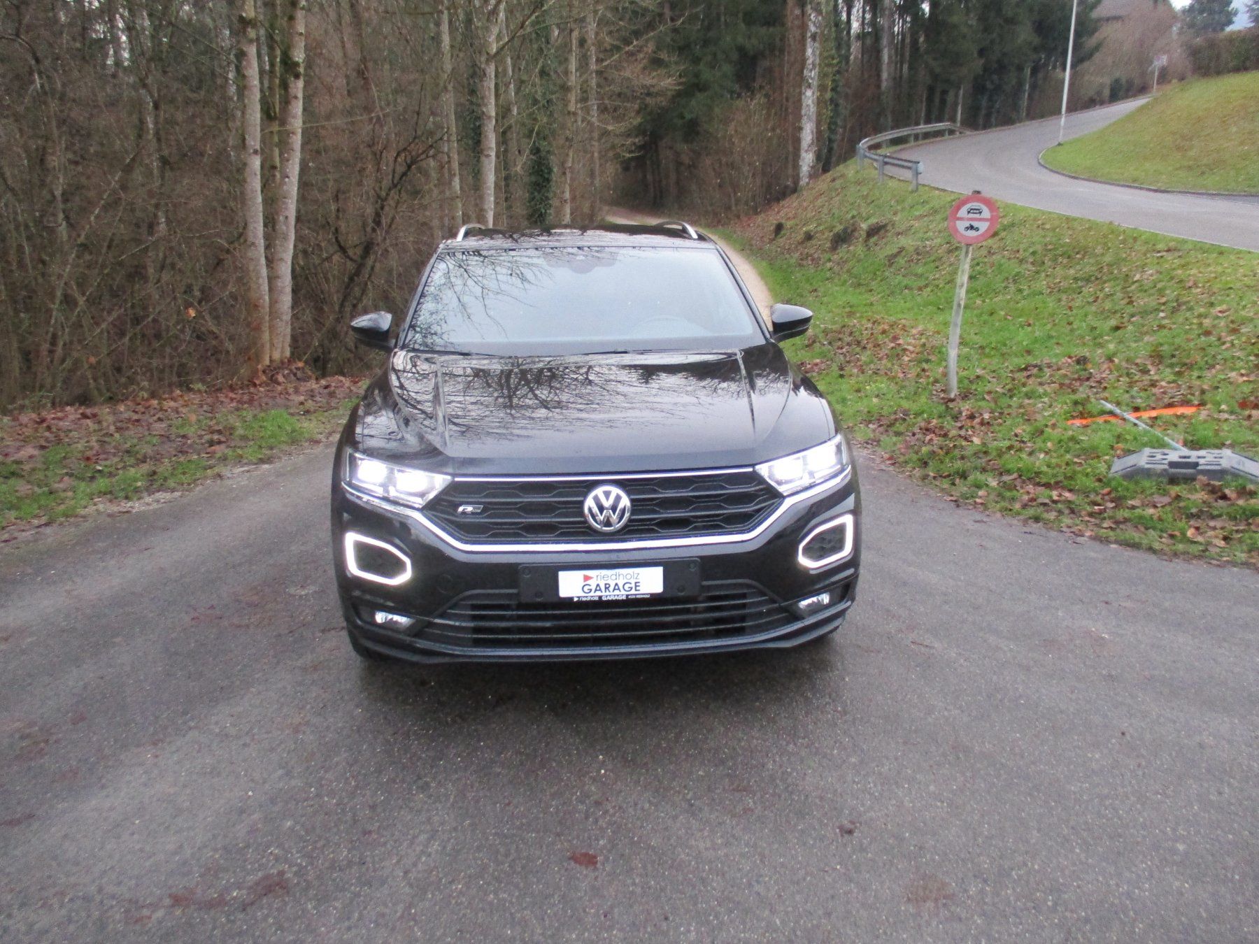 VW Autos: VW T-Roc 1.5 TSI R-Line – Gebraucht aus Riedholz von Riedholz-Garage 1