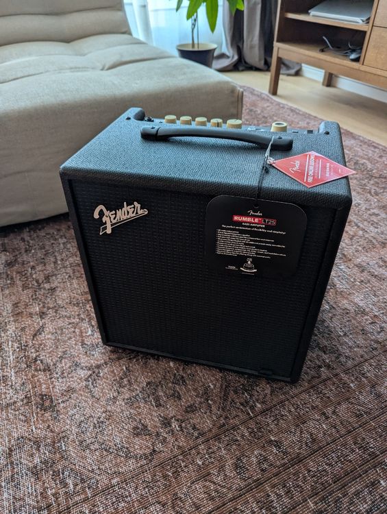 Fender Rumble LT25 Bass Amplifier - As New Condition! (Gebraucht) in ...