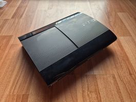 PlayStation 3 Super-Slim in OVP und grosser Spielesammlung