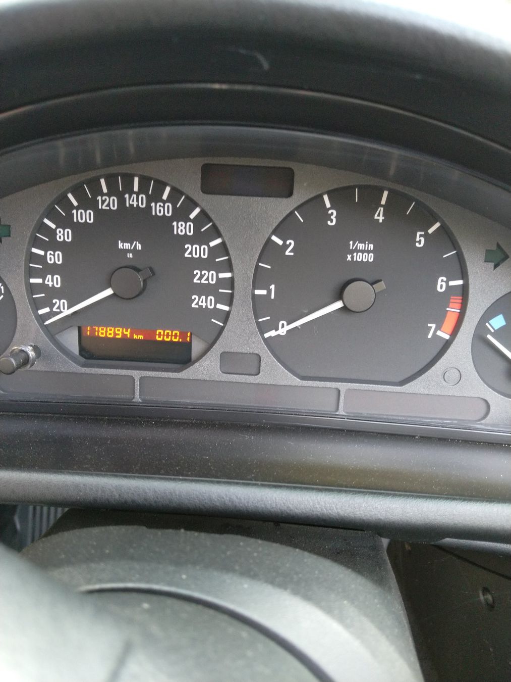 BMW Autos: Gepflegter schöner BMW Z3 – D'occasion à Grellingen par zue_2fxh 8