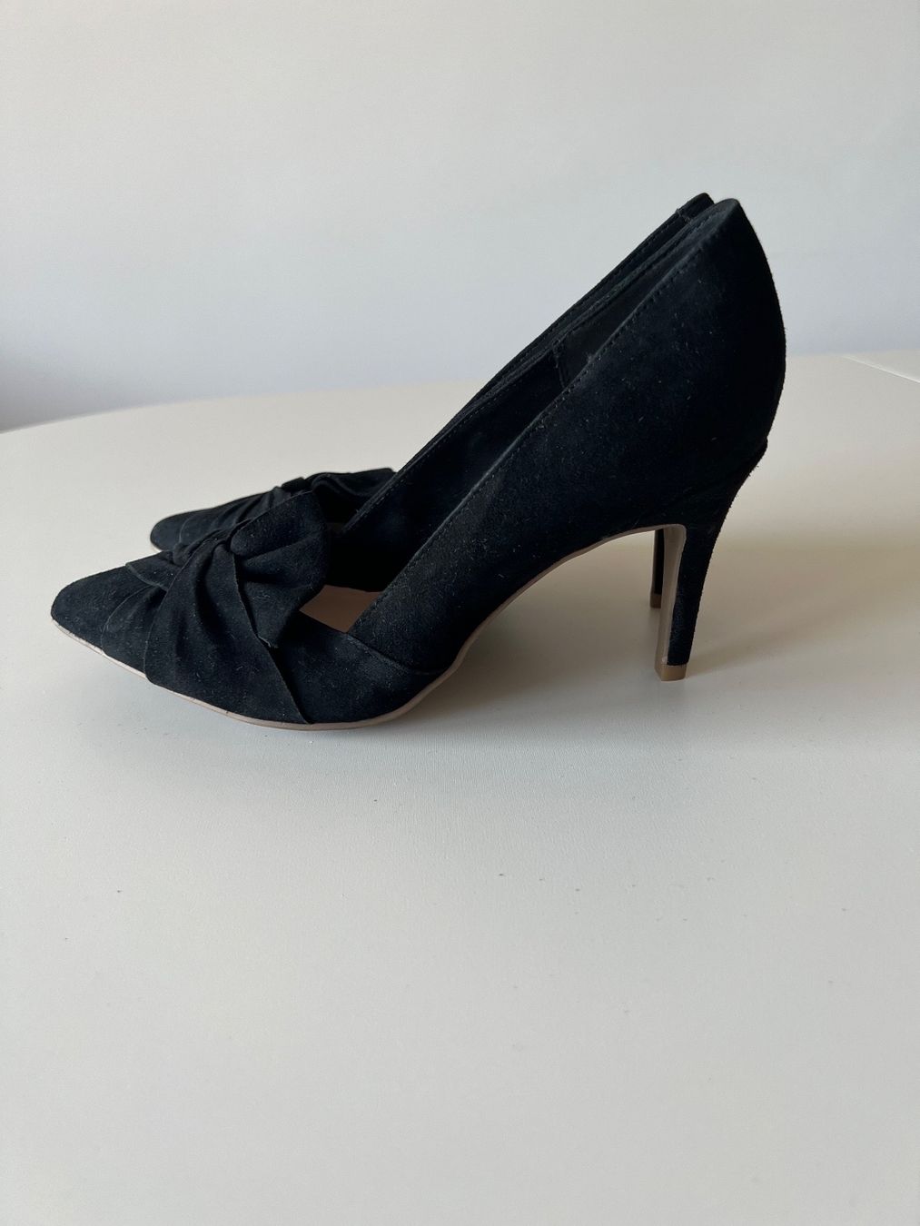 Scarpe da donna: Pumps 5th avenue Gr38 – Usato da Basel venduto da Ksjusha 1