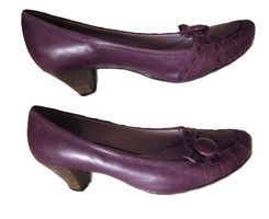 Gr. 40 Leder Pumps TAMARIS lila Innensohle ca. 26cm gepflegt