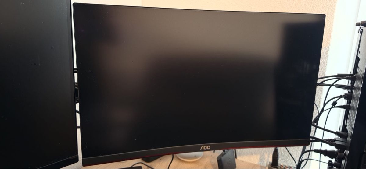 Monitor: Pc Monitore – Usato da reiden venduto da XARA73 7