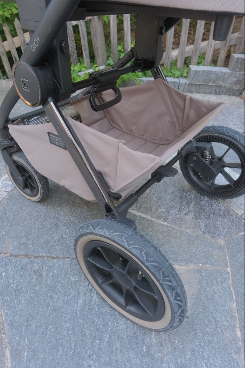 Carrozzine: Kinderwagen Moon Gio+ – Usato da Zürich venduto da nie_nyv9 4