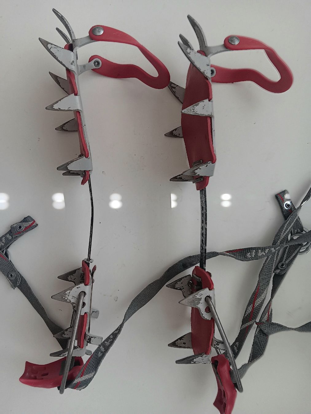 Autre équipement outdoor: Crampons / steigeisen  – D'occasion à Versoix par lpid69 2