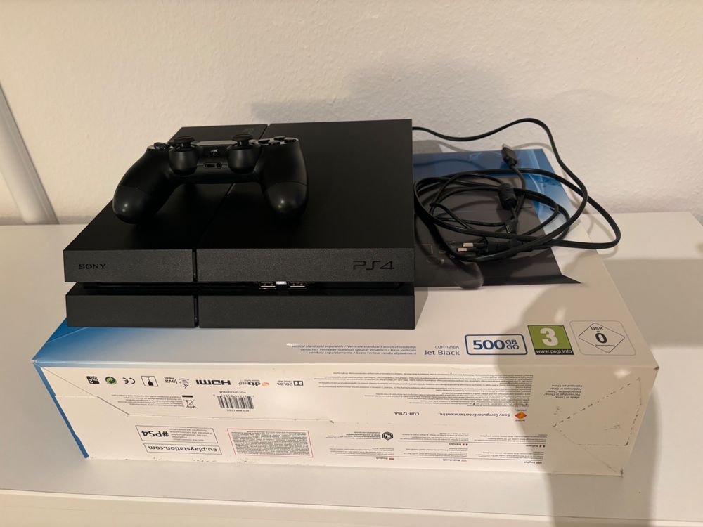 PlayStation 4 500GB mit 6 Games Kaufen auf Ricardo