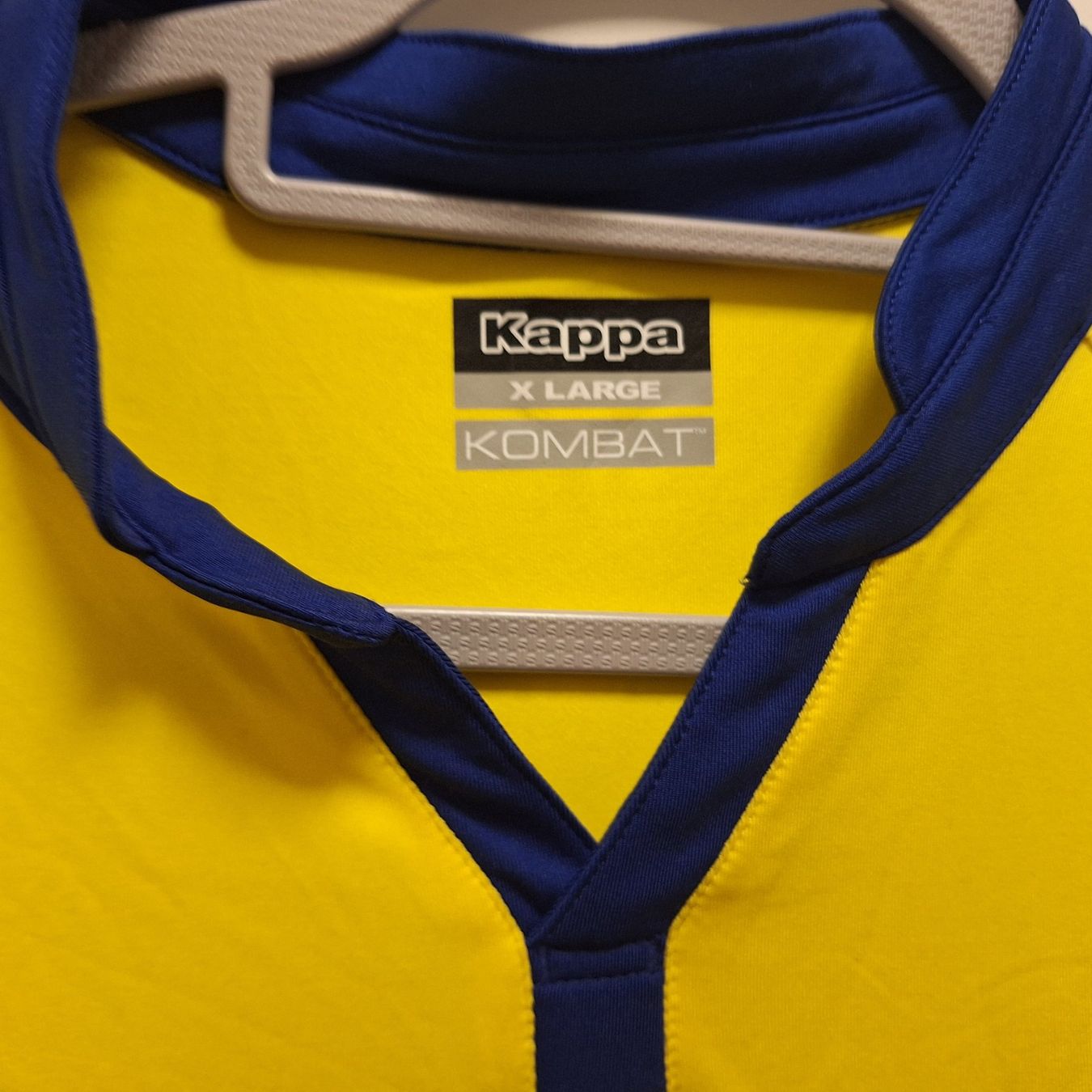 Leibchen & Hosen: Kappa LUFC Leeds XL 2015 – Gebraucht aus Bellinzona von LA-ropa-de-Juan 3