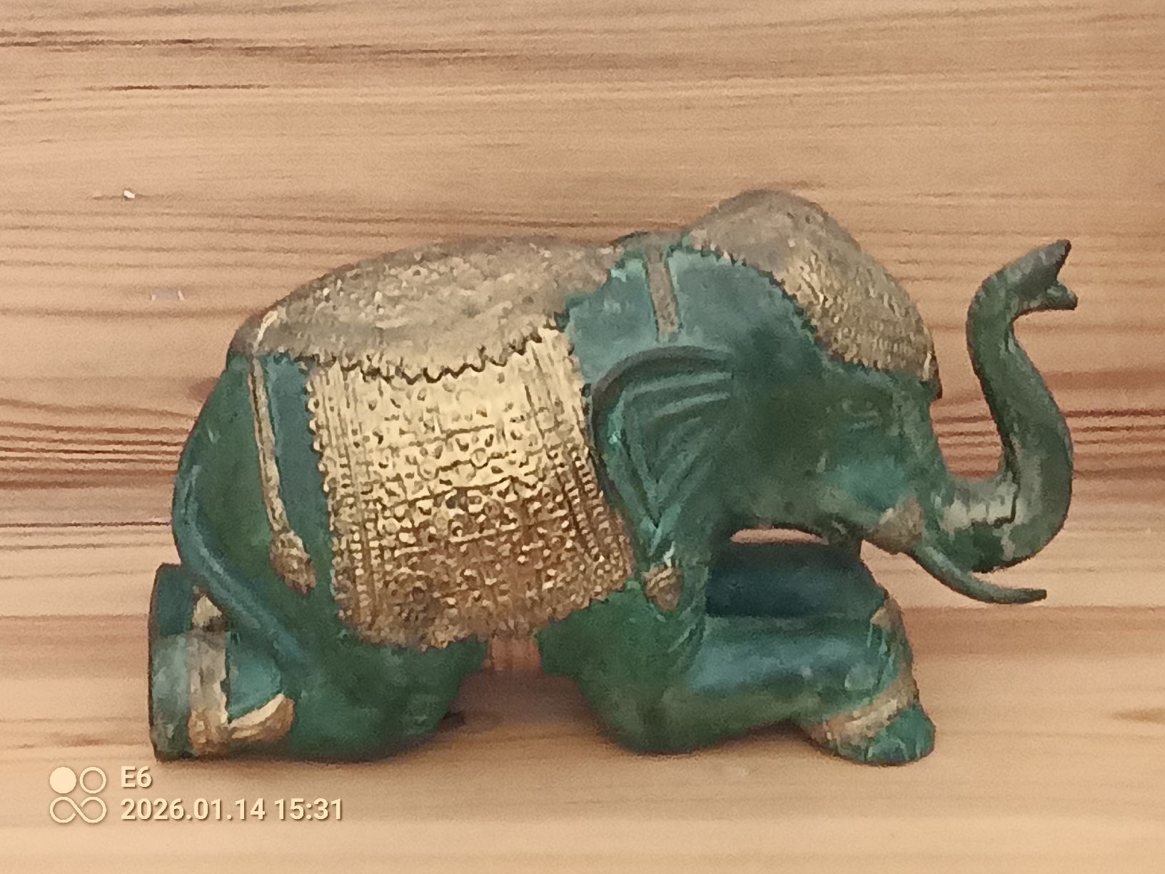 Figuren: Knieender Elefant – Gebraucht aus Zürich von Mitzi6 3
