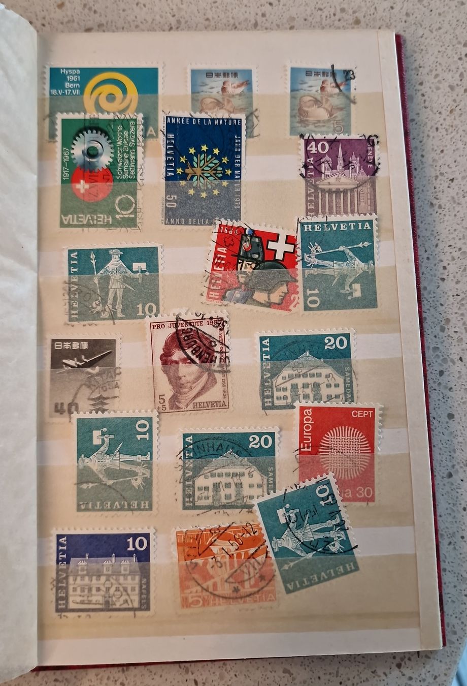 Tous les timbres: Briefmarken Divers #5 – D'occasion à Horw par Aquim
