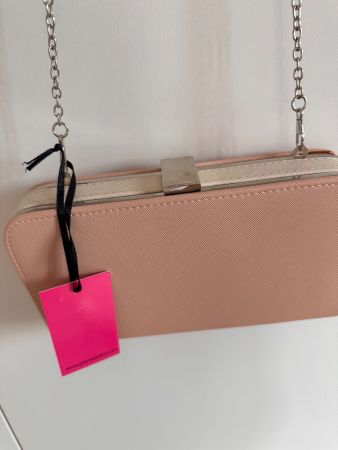 Brand New Beth. J Clutch Bag, blush pink, with chain!