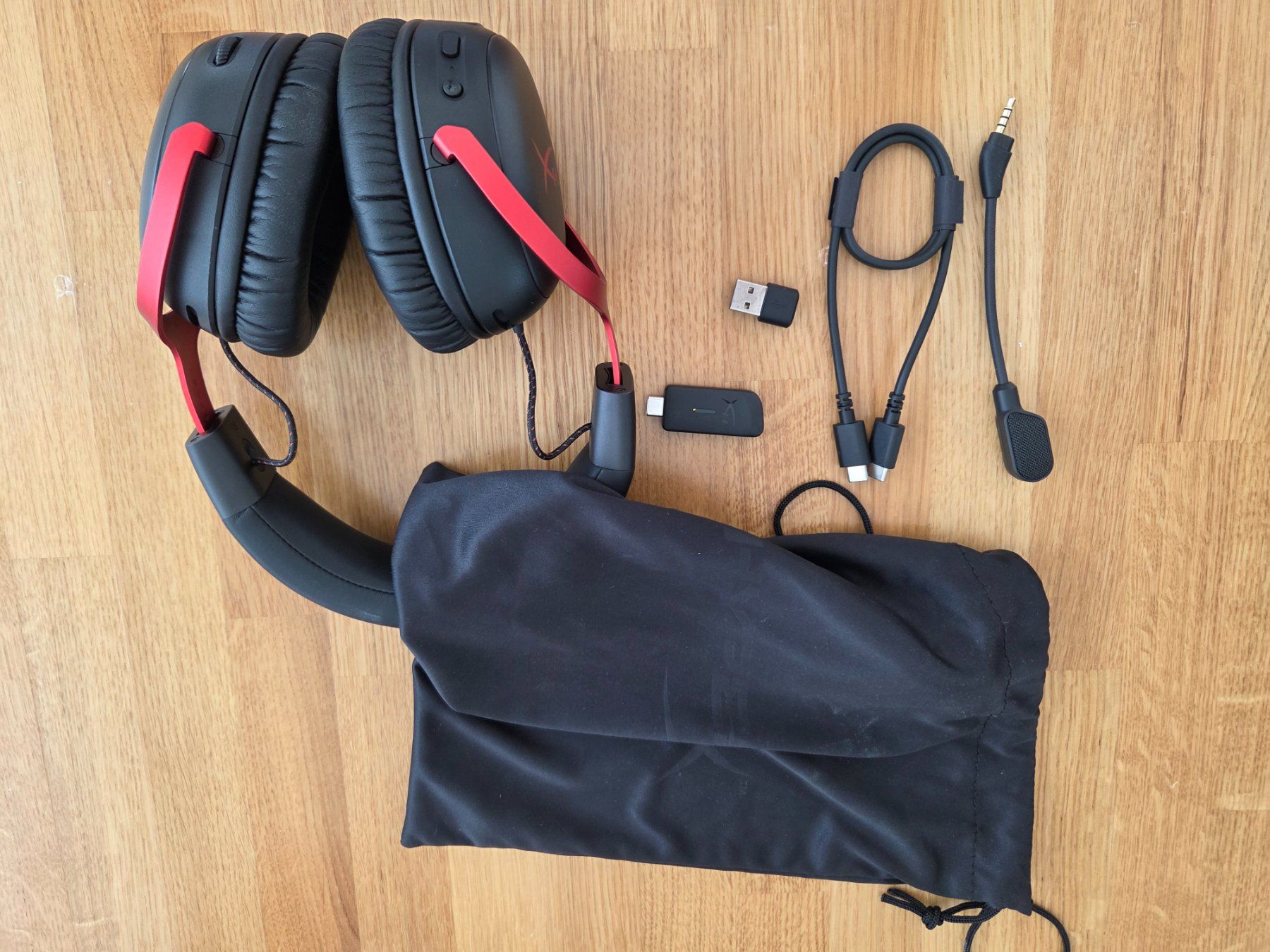 Hyperx Cuffie: HyperX Cloud III Wireless Gaming Headset, neu – Nuovo e nell'imballaggio originale da Brunnen venduto da and_tfq9