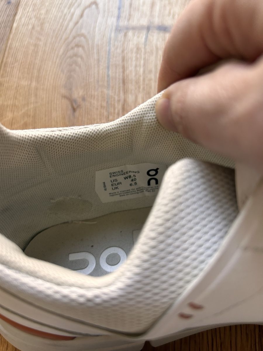 On Chaussures femmes: On Schuhe – Neuf (Voir description) à Zürich par nfehrnkt 3