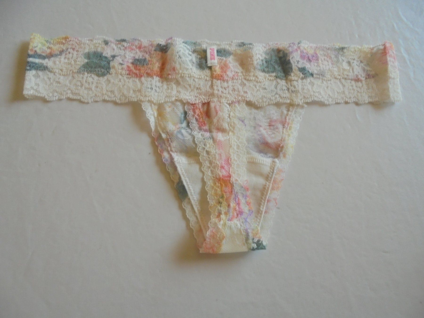 Victoria's Secret Altra biancheria intima: VICTORIA'S SECRET THONG, S, NEU – Nuovo e nell'imballaggio originale da Aarau Rohr venduto da PinkSchwein 2