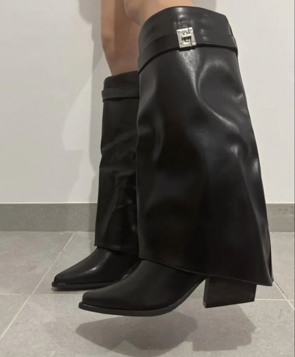 Scarpe da donna: Bottes noir – Nuovo e nell'imballaggio originale da Le Lignon venduto da Ana2831