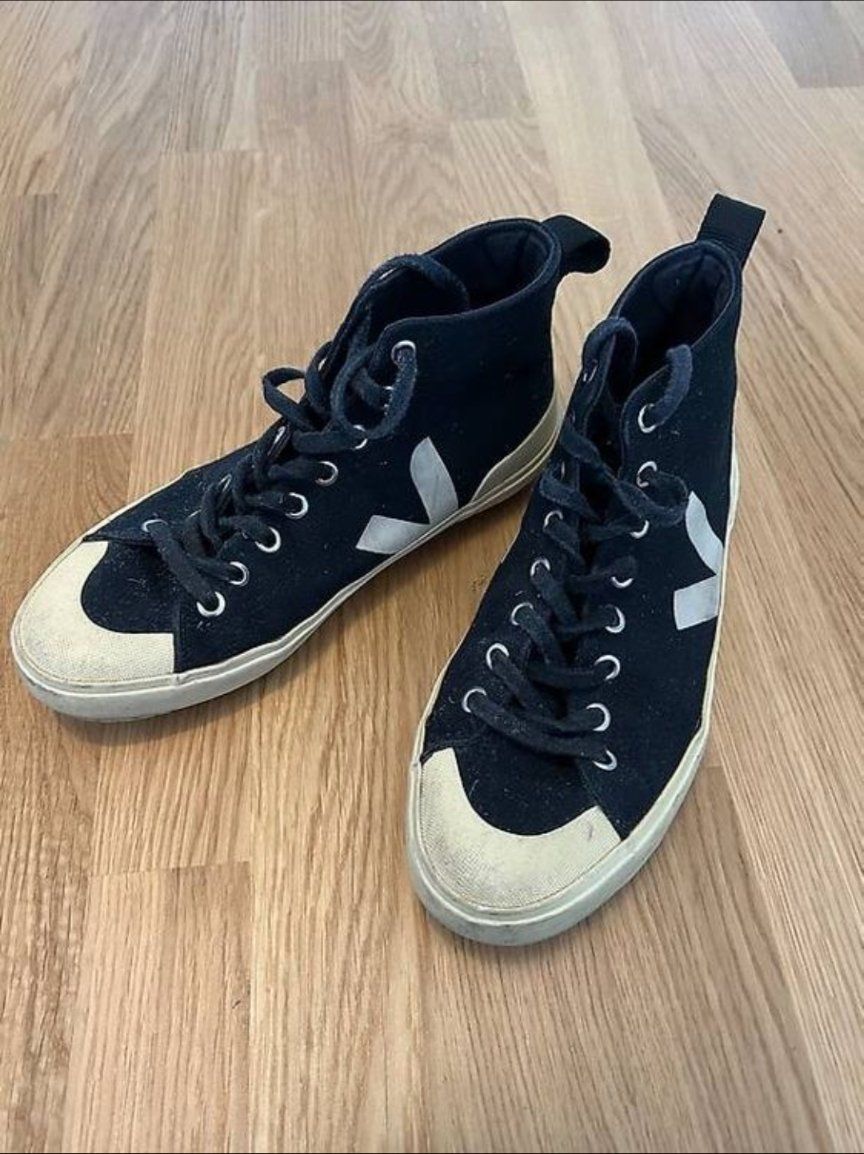 Veja Scarpe da uomo: Veja Turnschuhe gr.39 – Usato da Schlieren venduto da azw10