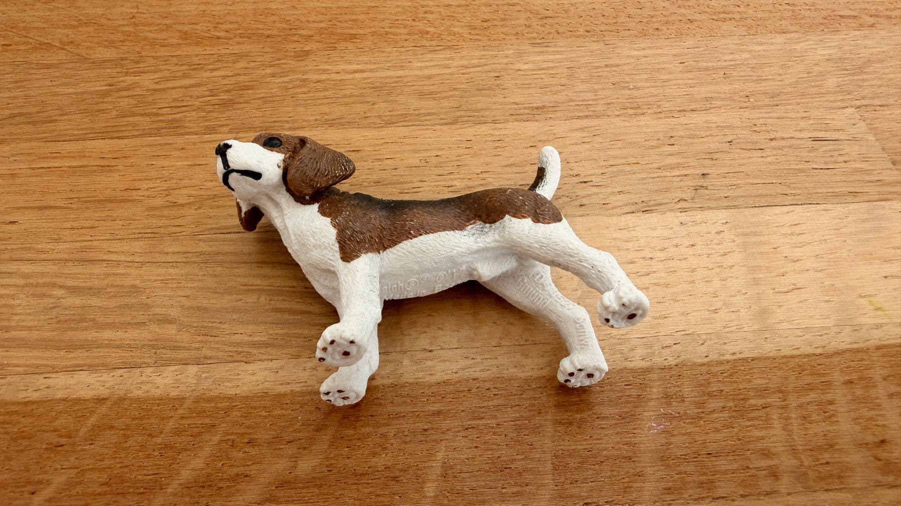 Schleich Giocattoli: SCHLEICH - Hund Beagle – Usato da Winterthur venduto da Secondhand-Family 6