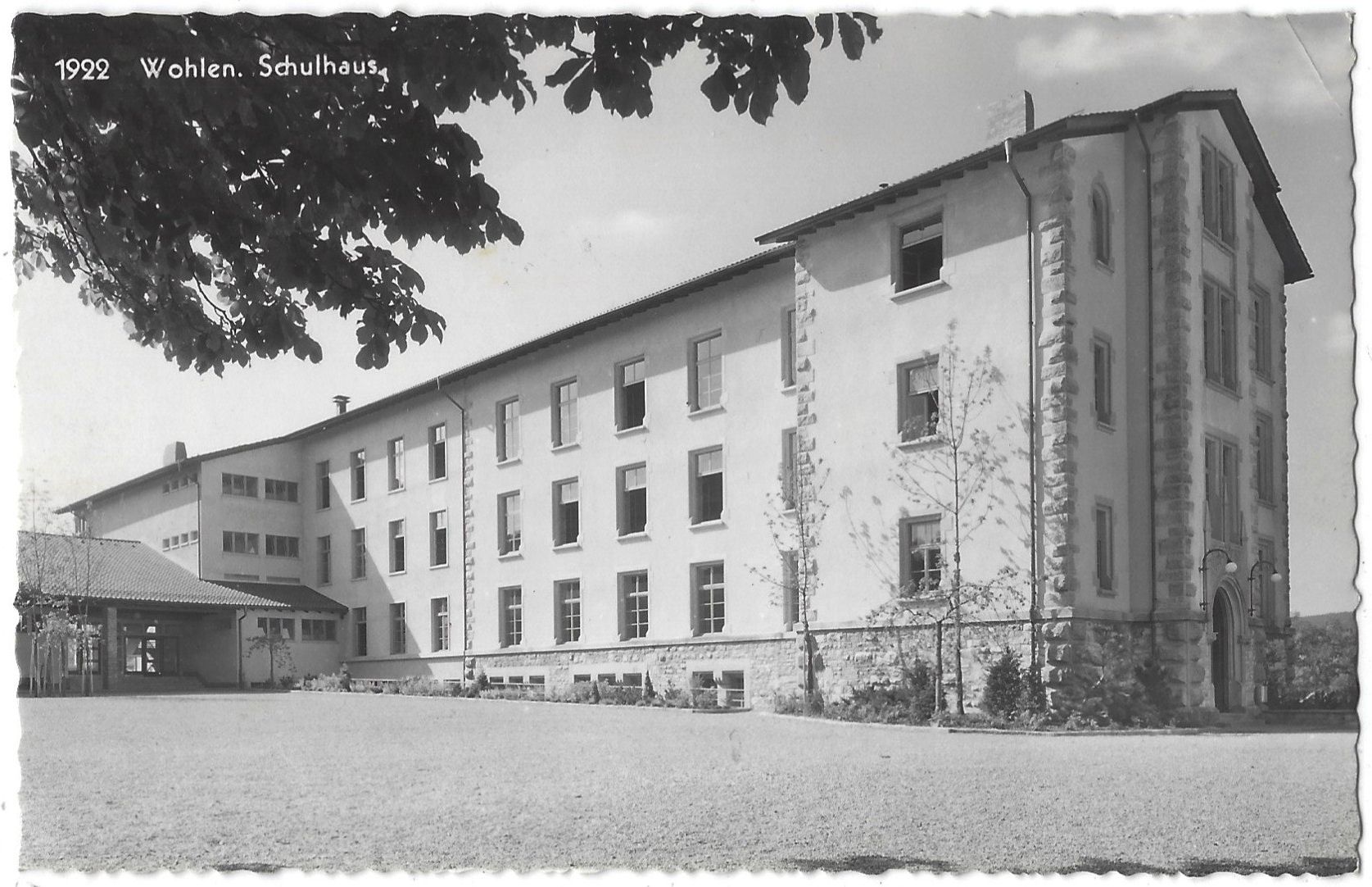 Ansichtskarten: 1922    Wohlen.   Schulhaus. – Gebraucht aus Bütschwil von Jackson1A