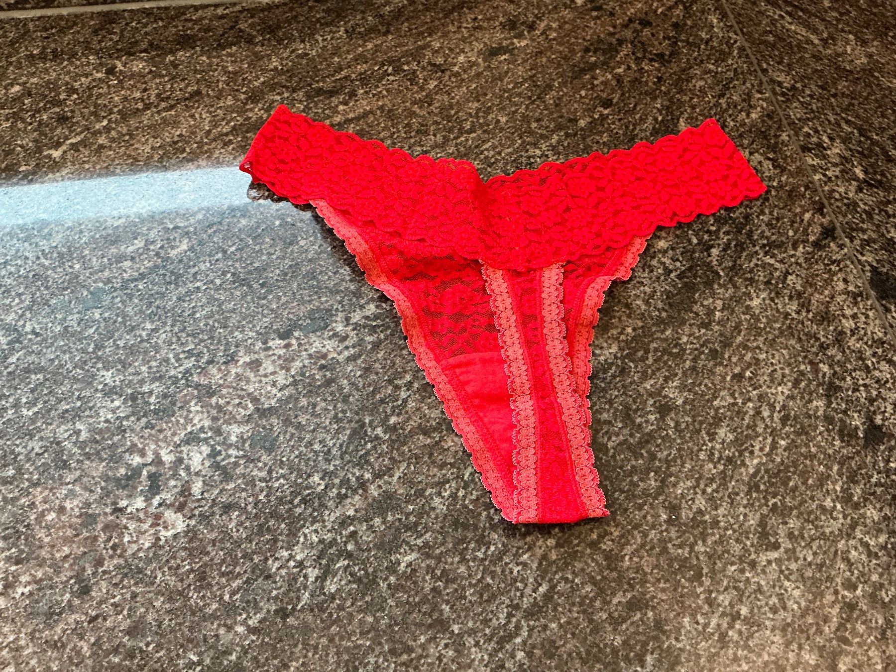 Altra biancheria intima: 3 Unterwäsche String Gr.M – Usato da Würenlos venduto da Tina48