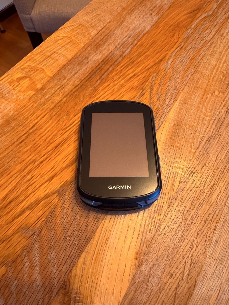 Garmin Computer & Strumenti di misurazione: Garmin Edge 540 - EU Central + West, GPS-Fahrradcomputer mit – Usato da Rüschlikon venduto da zehnvoracht