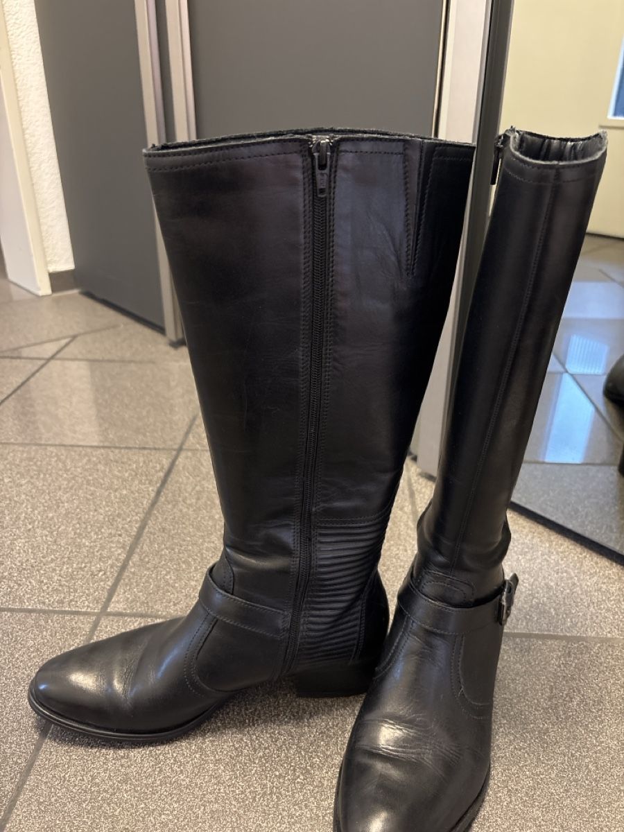 Scarpe da donna: Lederstiefel Gr 40 – Usato da Embrach venduto da Dmoney 2