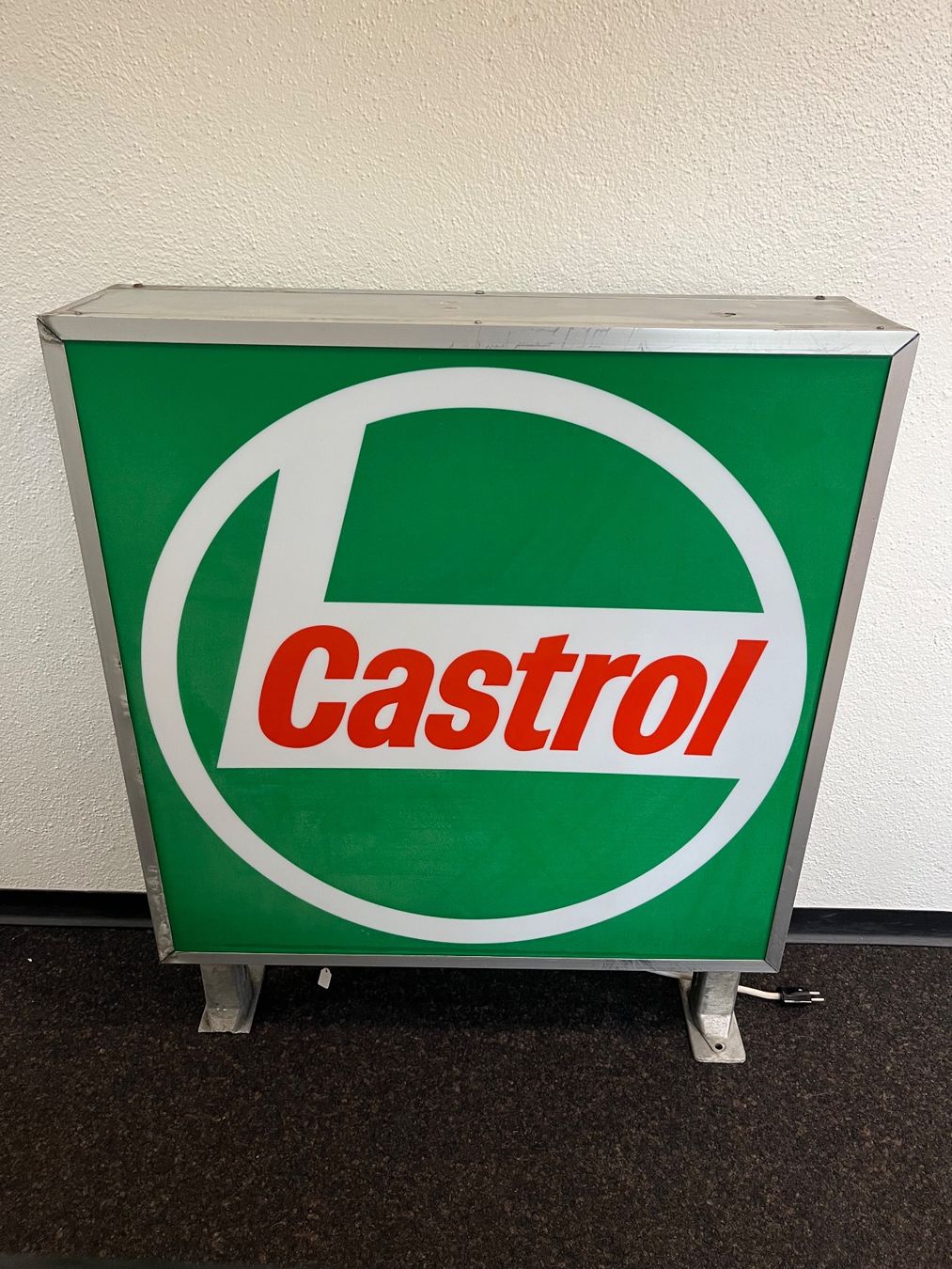 Castrol Insegne: Castrol - Leuchtreklame (doppelseitig) – Usato da Erlinsbach venduto da Stu-ff 3