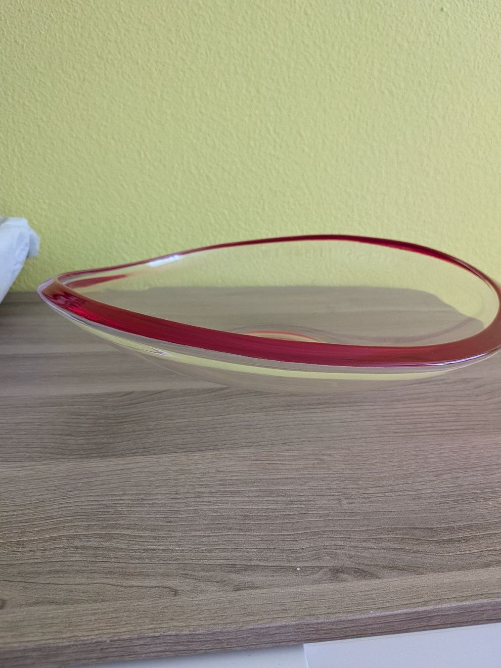 Schalen: NEU! Glas Schalen Set Rot Rand 4 Stck  – Neu und originalverpackt aus Basel von JJ.Elena 1