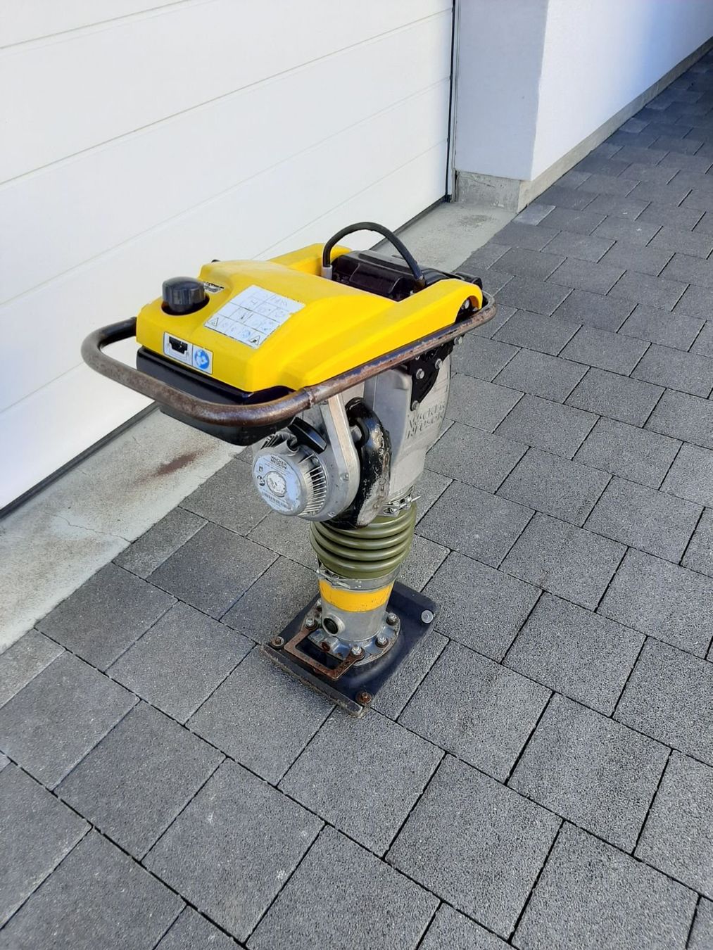 Wacker Neuson Tutte le macchine: Grabenstampfer Rammer Wacker Neuson – Usato da Rain venduto da Kleinmoto 5