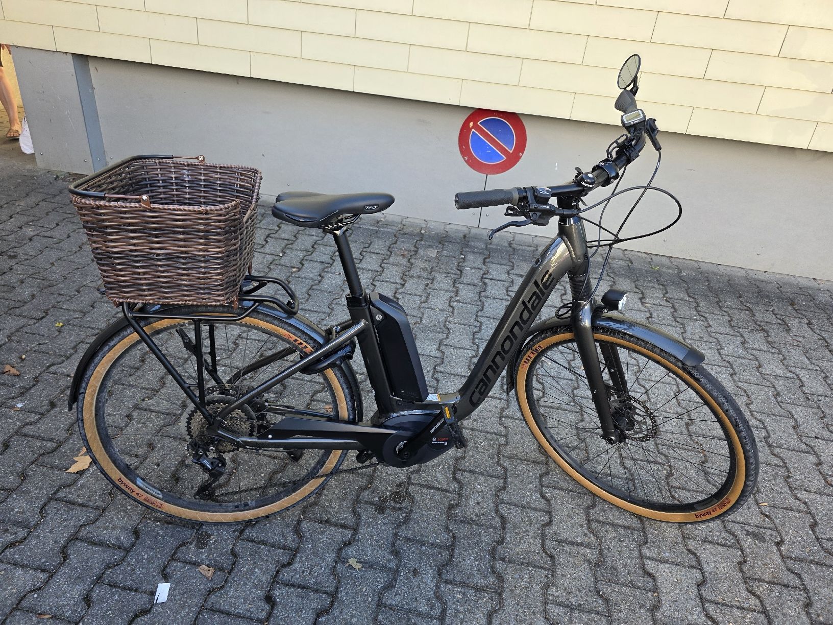Cannondale Biciclette: E-Bike Canondale – Usato da Aarau venduto da Shiwa1