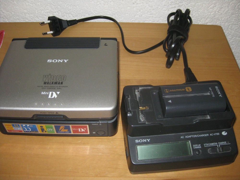 SONY MINI DV Walkman magnétoscope (GV-D900E - PAL) - 100% Fonctionnel- EUR 410,00 - FR