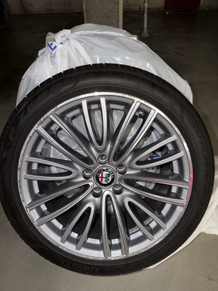 Alfa Romeo Autos: Alfa Romeo Giulia Q4 2.0 – Gebraucht aus Witterswil von iva_6nwz 9