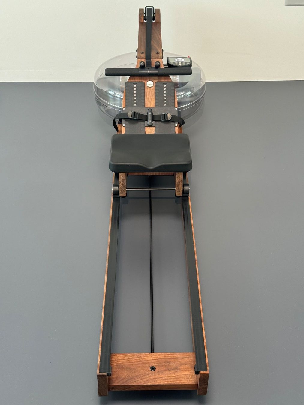 WaterRower Vélos d'appartement: WaterRower Rudergerät Nussbaum – Neuf (Voir description) à Zürich par zue_vp67 2