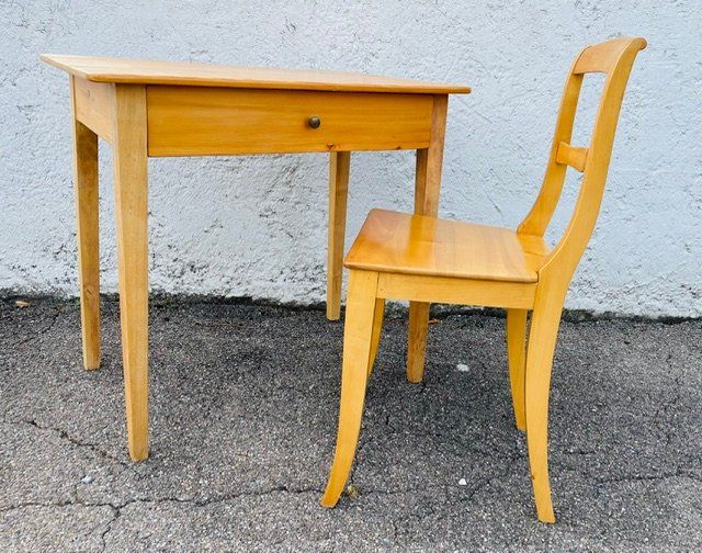 Tavoli: Holztischlein mit Stuhl – Usato da Oberrieden venduto da Ket25