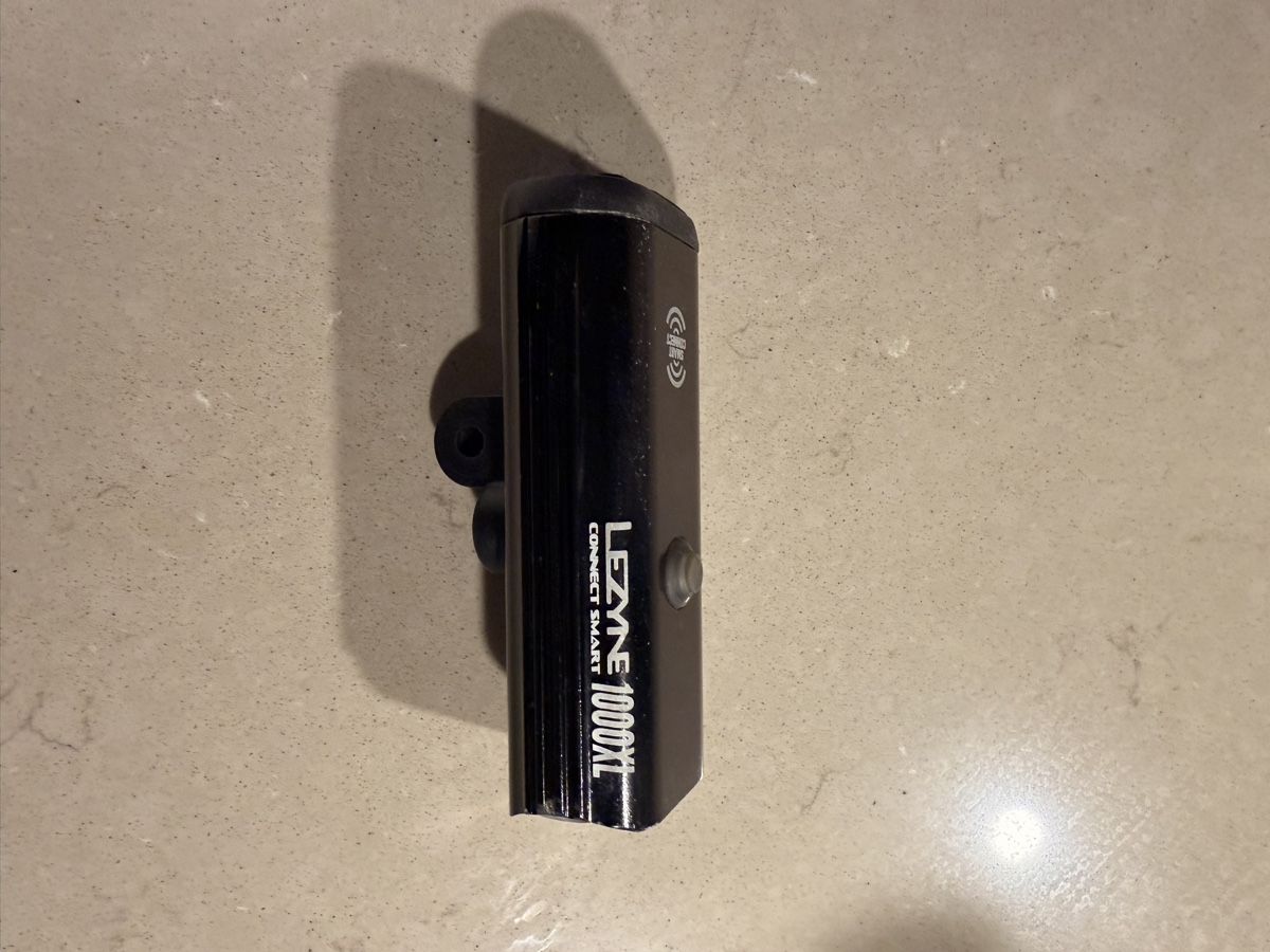 Lezyne Pezzi di ricambio: Bike Front Light 1000 Lumen – Usato da Zürich venduto da AndrSt01